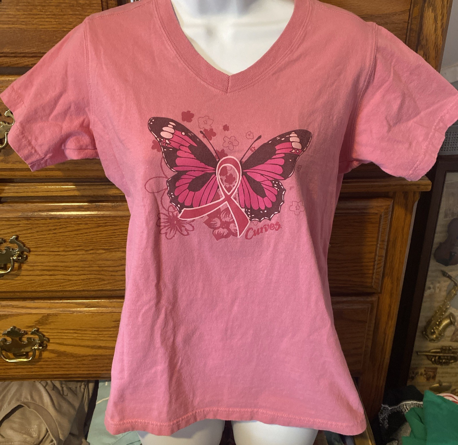 Women’s T-shirt S Pink Ribbon Butterfly Short Sleeves Breast Cancer Awareness