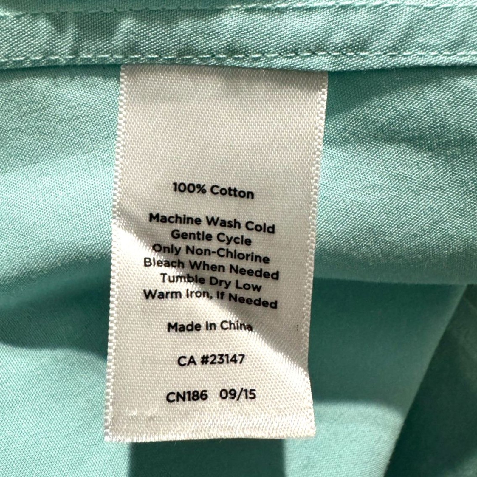 Talbots Women’s M Light Blue Sleeveless Button Up Shirt Wrinkle Resistant Cotton