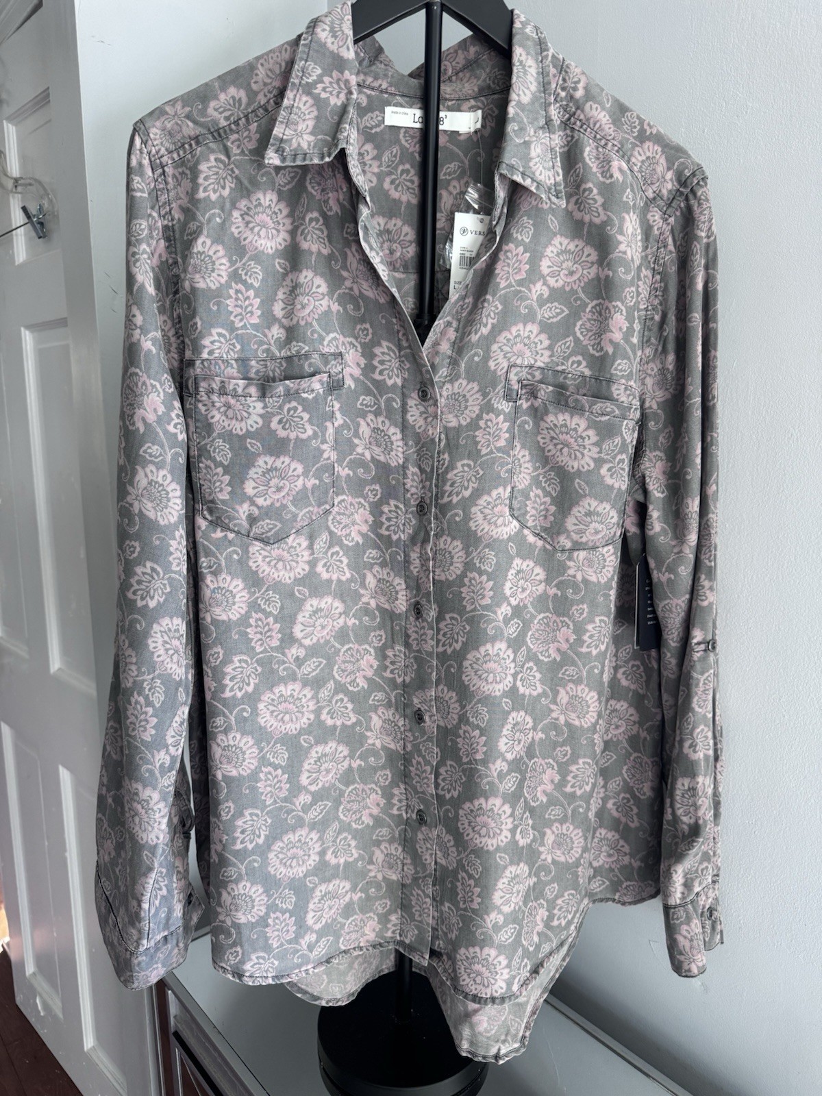Love 83 Floral Button Front Blouse Gray Pink Roll Tab Sleeve Lyocell Women L