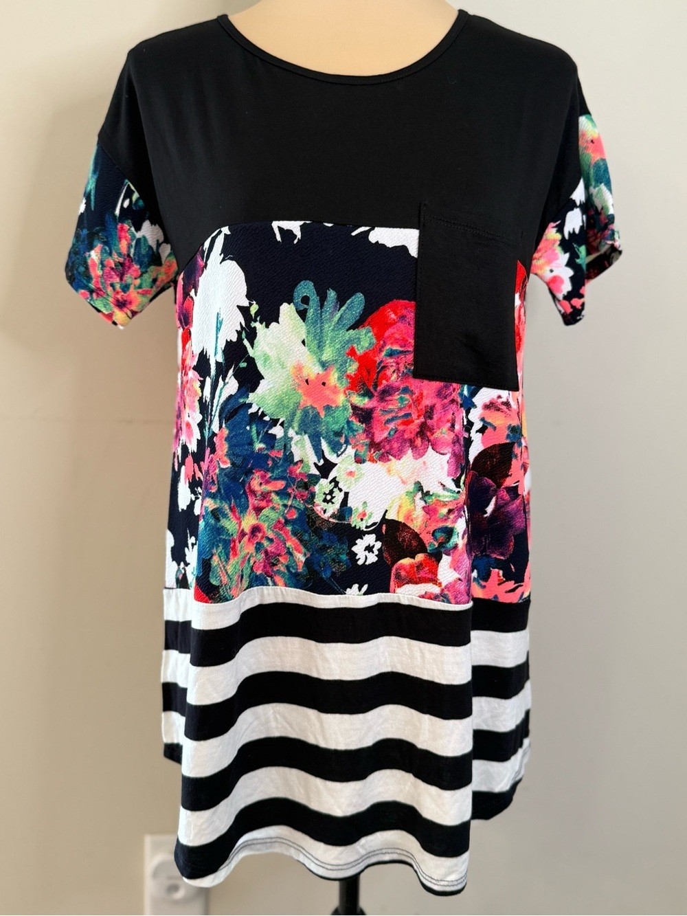 Perfectly Priscilla floral striped lace pink black top SM