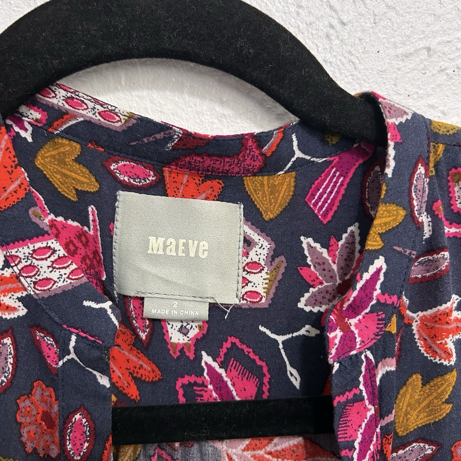 Anthropologie Maeve Primitive Animal Print Nature Artsy Novelty Blouse Size 2