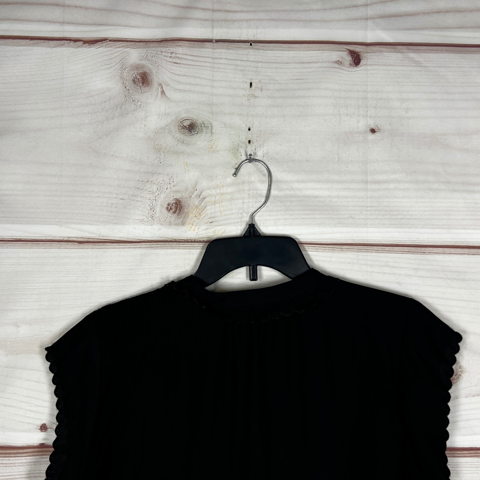 Joie Scalloped Cap Sleeve Blouse Womens Small Black Solid Button Up Office Wear