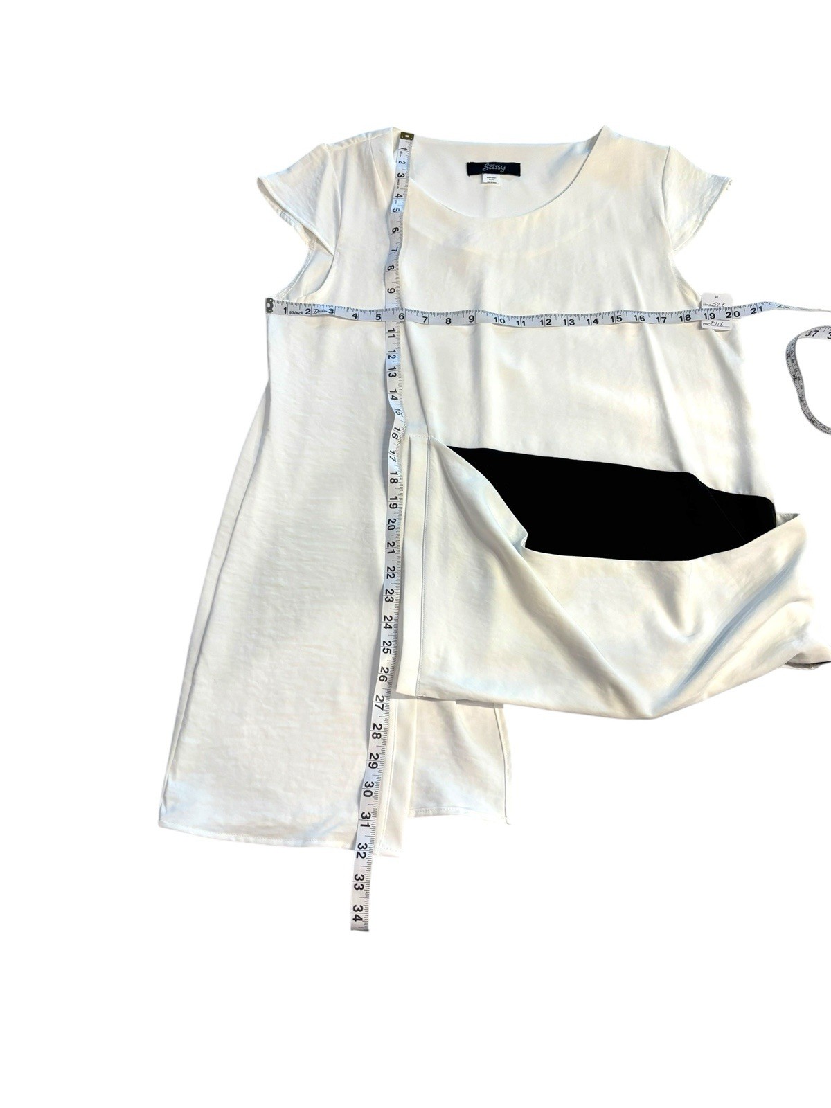 Sassy White Asymmetrical Tunic Top L Black Contrast Pocket Art to Wear NWT