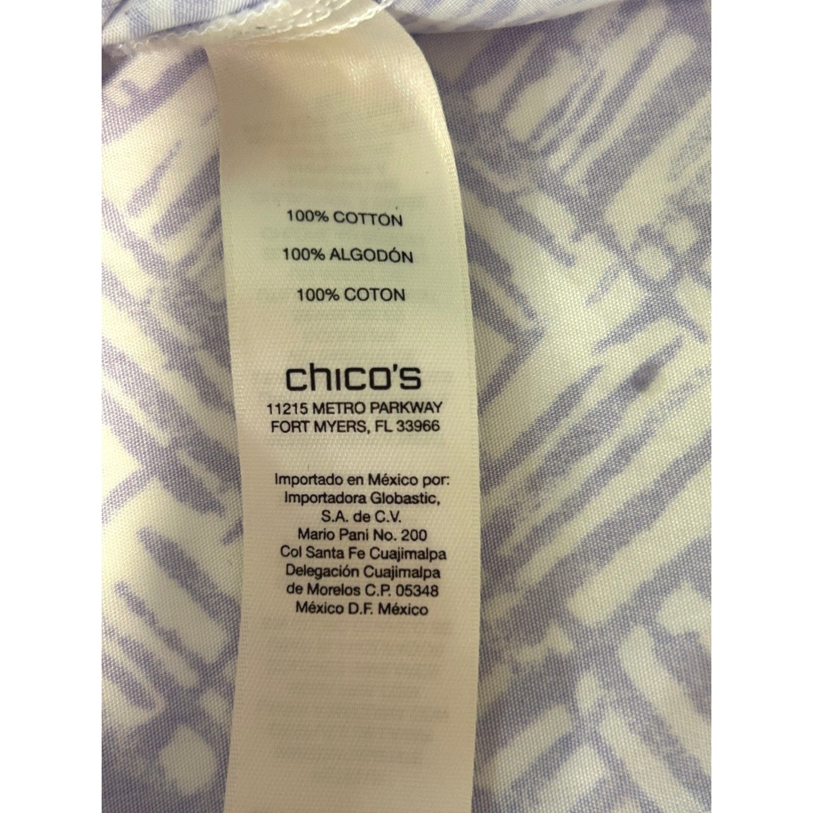 Chicos Lavender Geometric Wrinkle Resistant Cotton Shirt Size 1 Pastel Preppy