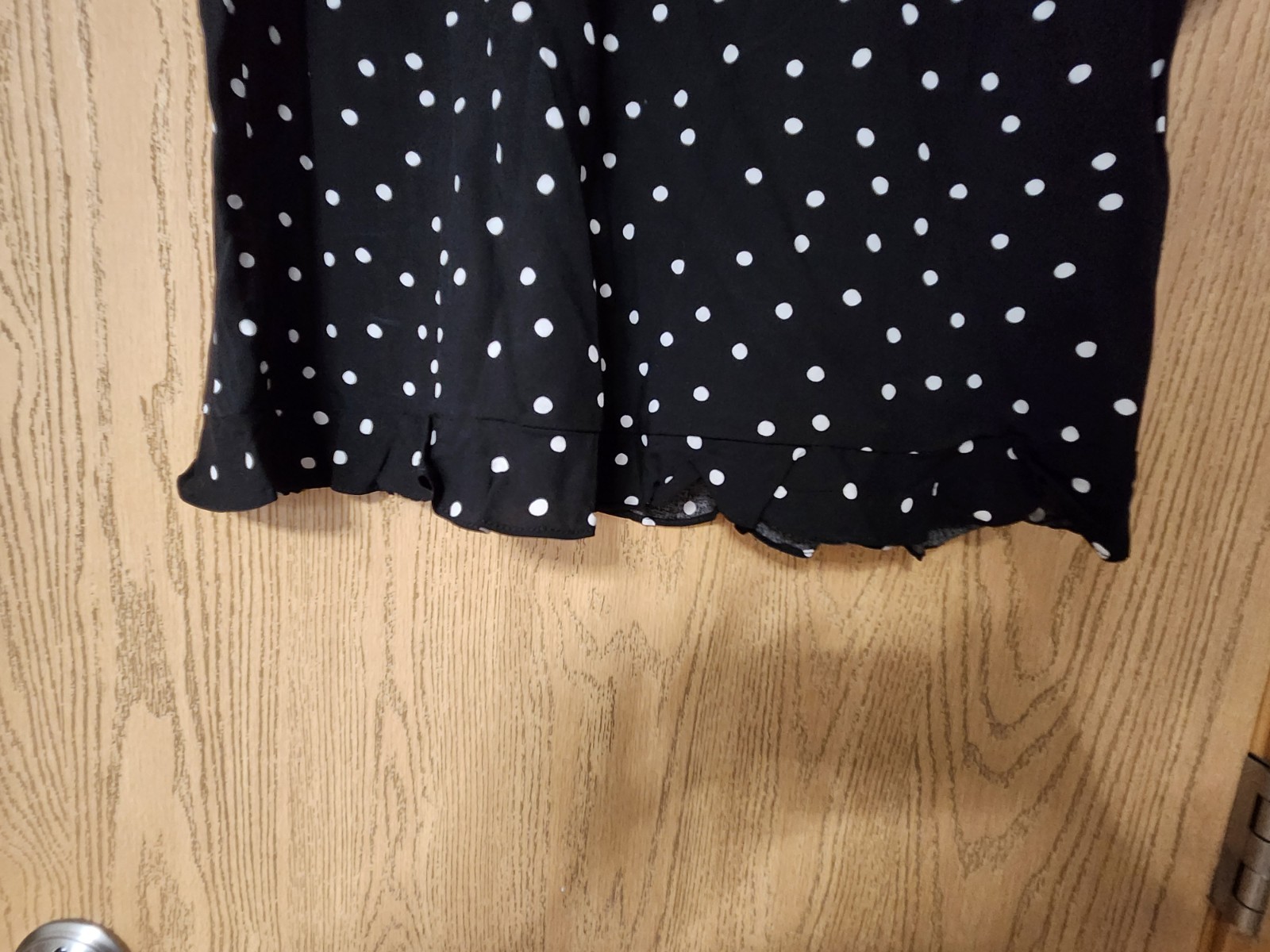 Paper Crane Black/White Polka Dot Mock Neck Ruffle Flutter Sleeve Blouse L