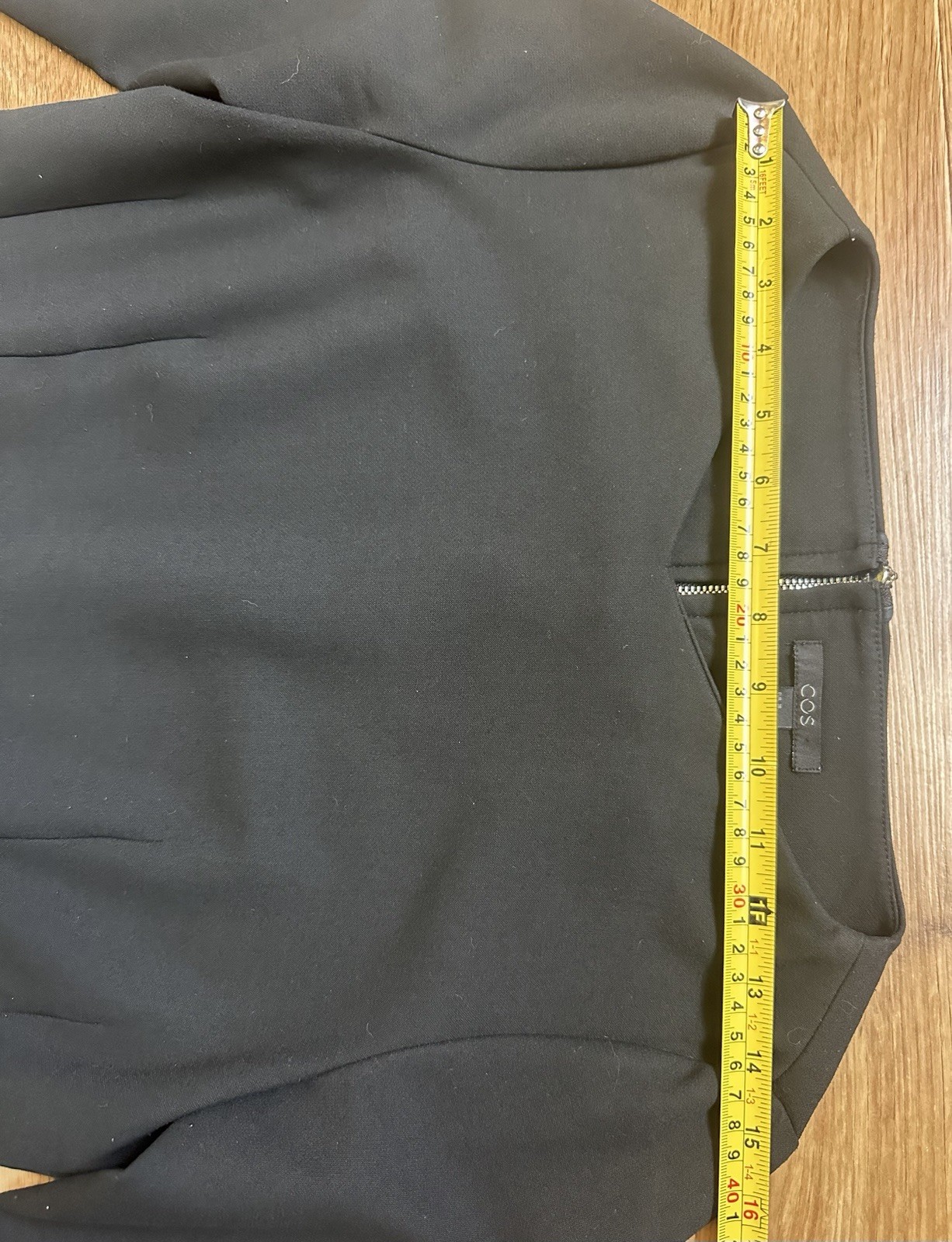 COS Black Long Sleeve Top Blouse Full Back Zip Minimalist Designer Sz 8 / S