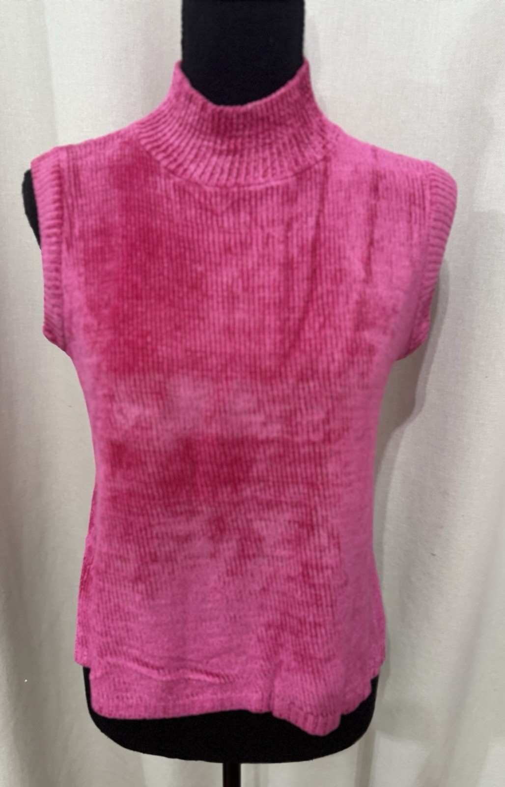 525 Made In America Ribbed Sleeveless Turtle Neck Top Womens Sz Med Pink