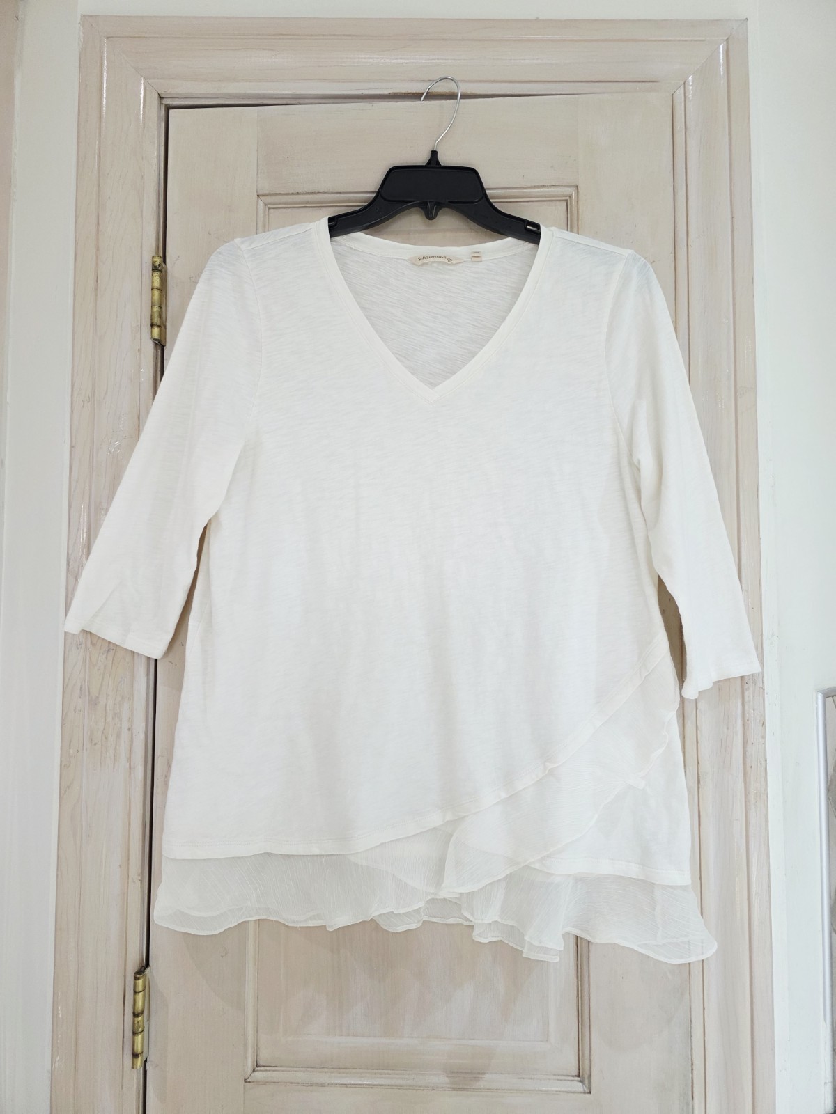 Soft Surroundings Cream V Neck 3/4 Sleeve Ruffle Hem Tunic Top Size L
