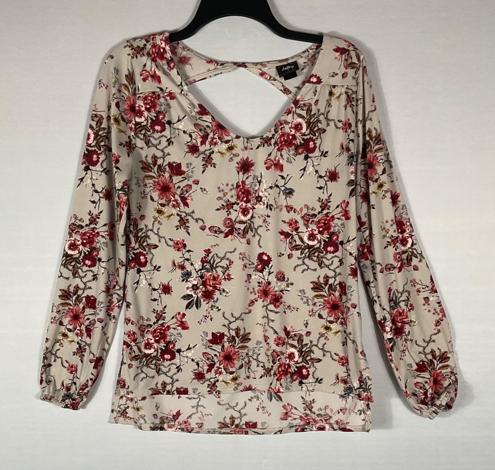 Daytrip Top Womens Small Beige Red Floral Knit Keyhole Back Pullover Long Sleeve