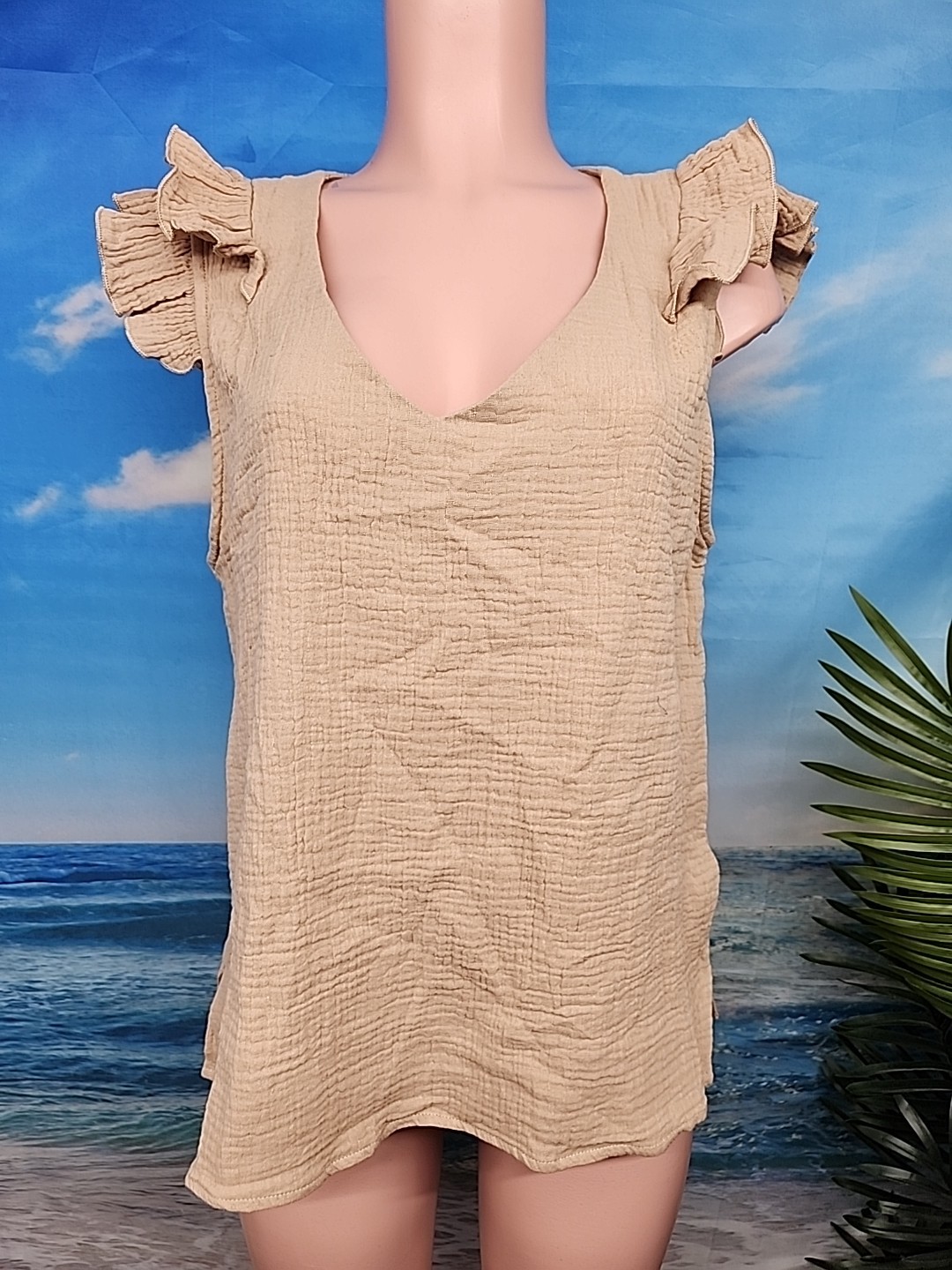 NWT CUPSHE Women’s Blouse Top Caramel Color Ruffle Color Size extra large