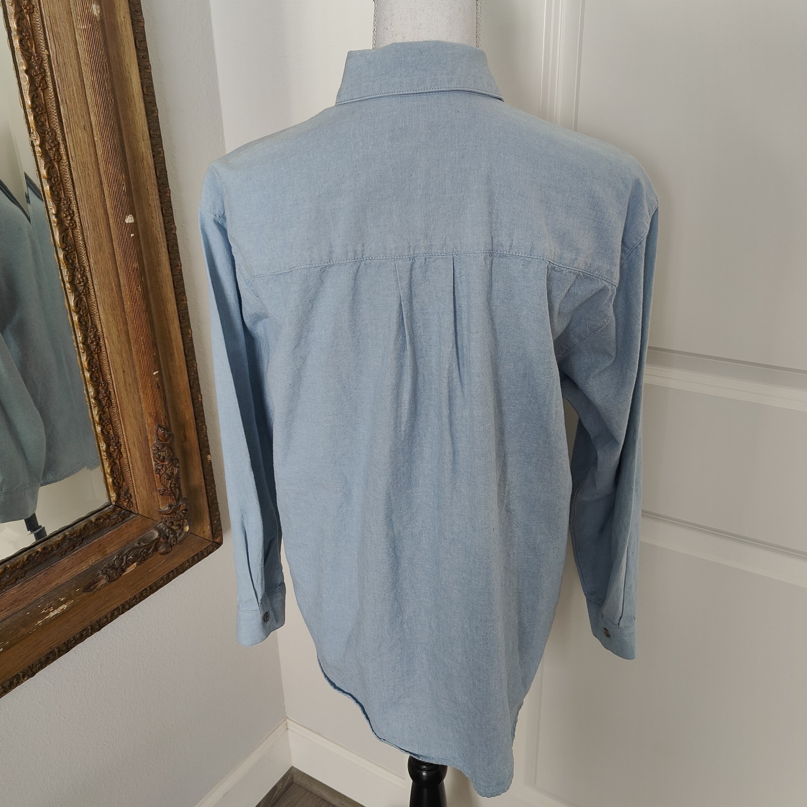 David Brooks Women’s Aztec Southwest Embroidered Denim Shirt Metal ButtonSize 14