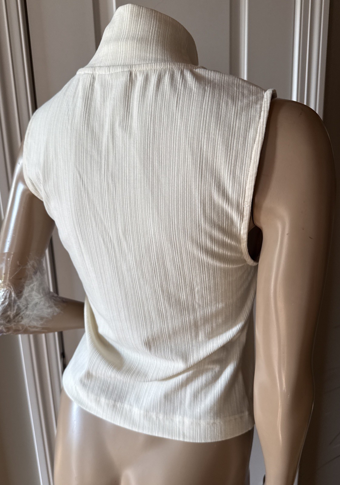 VARLEY Caley Fitted Ribbed Tank Top Mock Neck Women’s Size S Beige