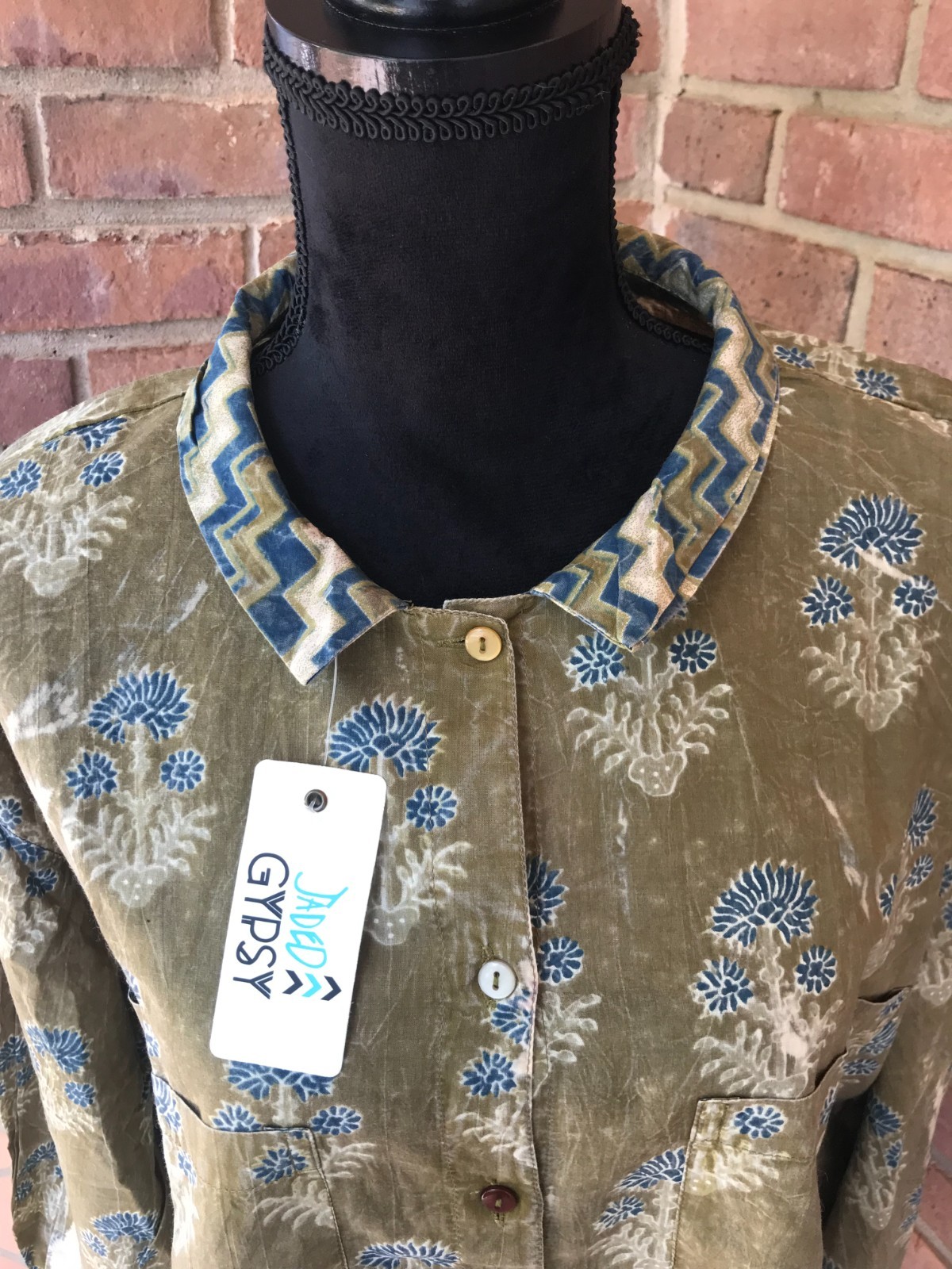 Jaded Gypsy Peaceful Fields Button Up Shirt Size Small/Medium Brand New W/ Tags