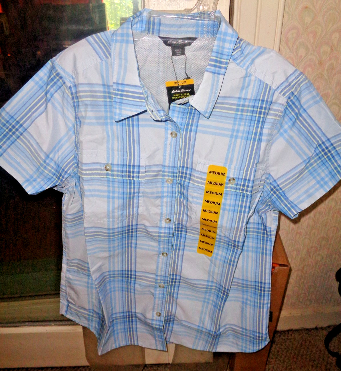 Eddie Bauer SHORT SLEEVE ADVENTURE SHIRT Blue Plaid Button Down Medium shirt NWT