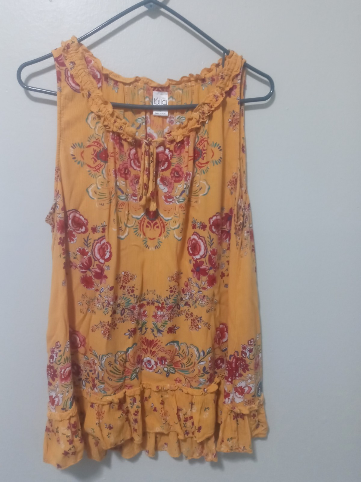 Bila Yellow Gold Floral Sleeveless Tank Top Large