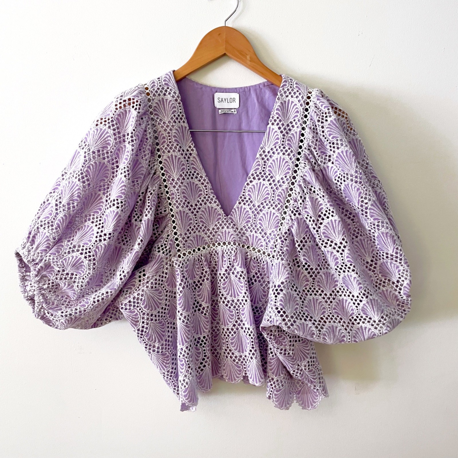 Tuckernuck Saylor Lilac Eyelet Seashell Blouse, Size Medium