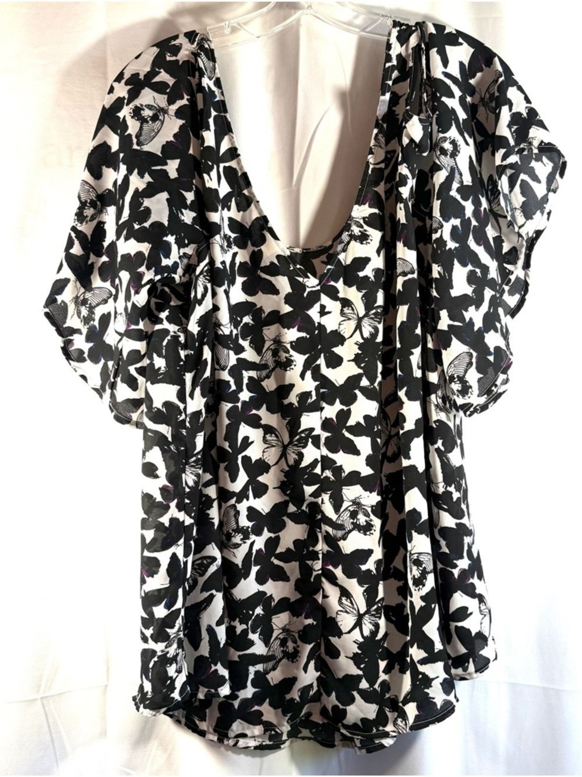 Torrid Black & Multi Colored Butterfly Cold Shoulder Blouse Size 3 (3X)