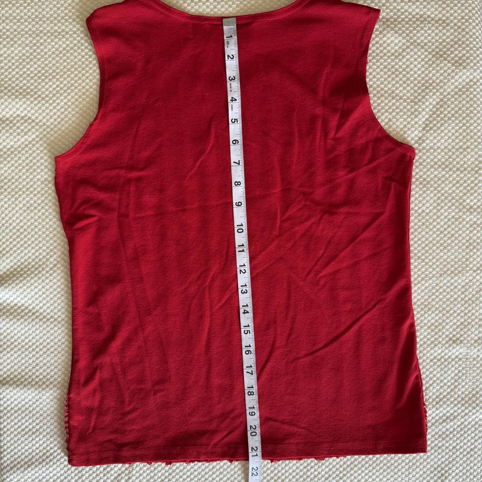Claudia Richard Women’s Red Sleeveless Top Sz M Front Ruffle Accent Casual Party