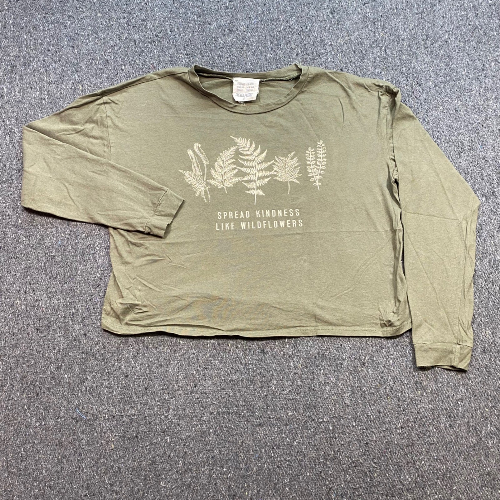French Pastry Shirt Sz L Womens Green Boho Botanical Spread Kindness Cropped Tee