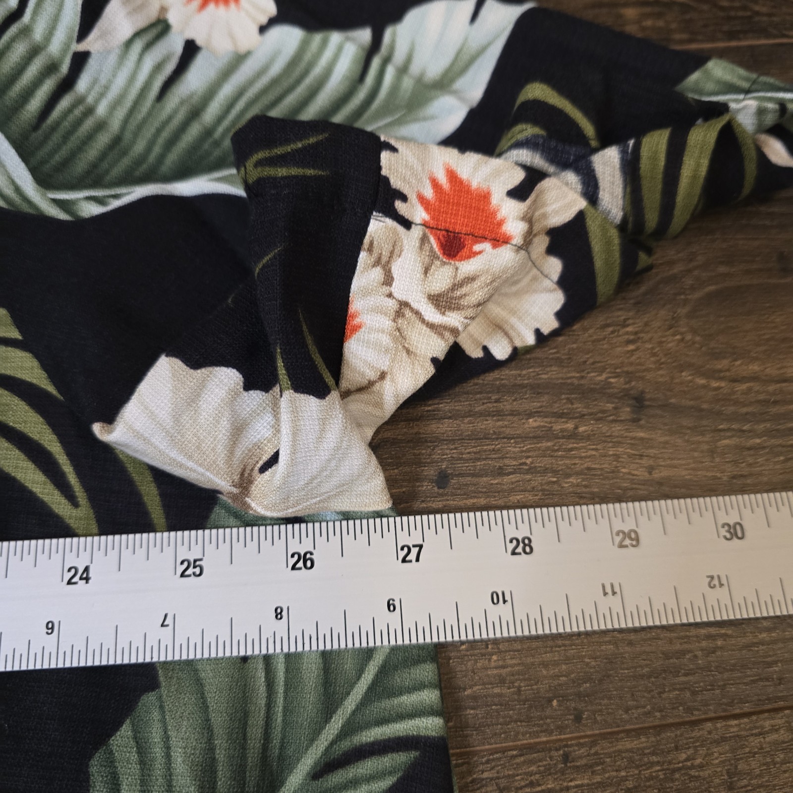 Hilo Hattie Hawaiian Orchid Palm Tree Blouse 2XL Black White Tropical Aloha