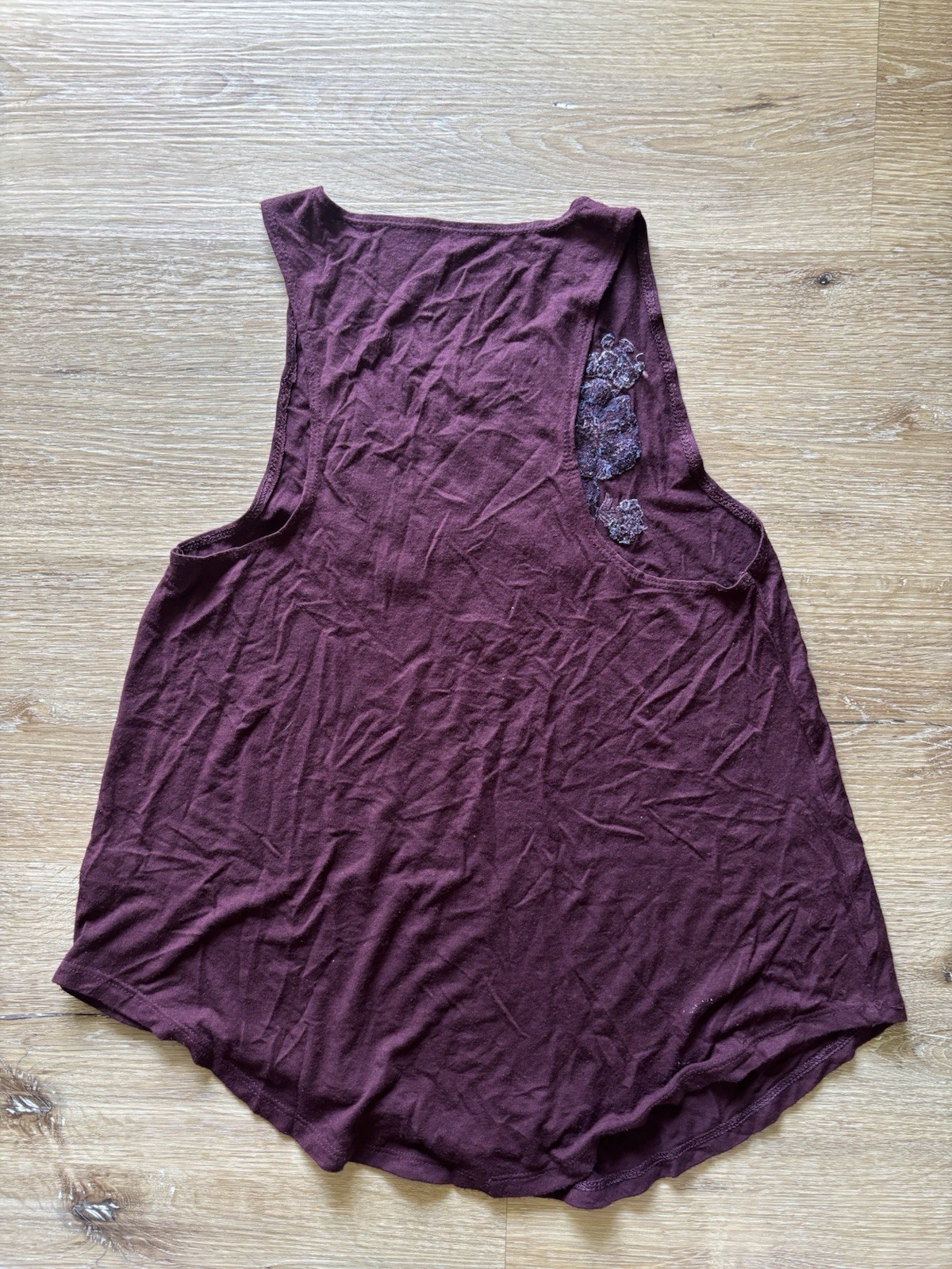 Vintage American Eagle Outfitters Soft & Sexy XS Burgundy Floral Tank