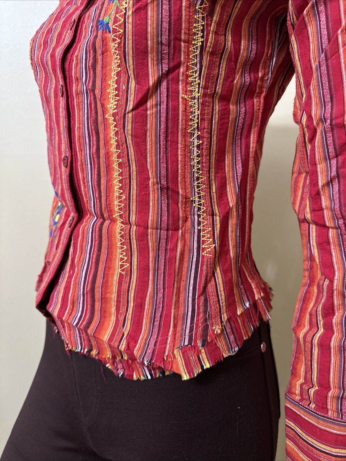 Women’s Red Striped Cotton Casual Embroidered Collared Size M Button-up Top