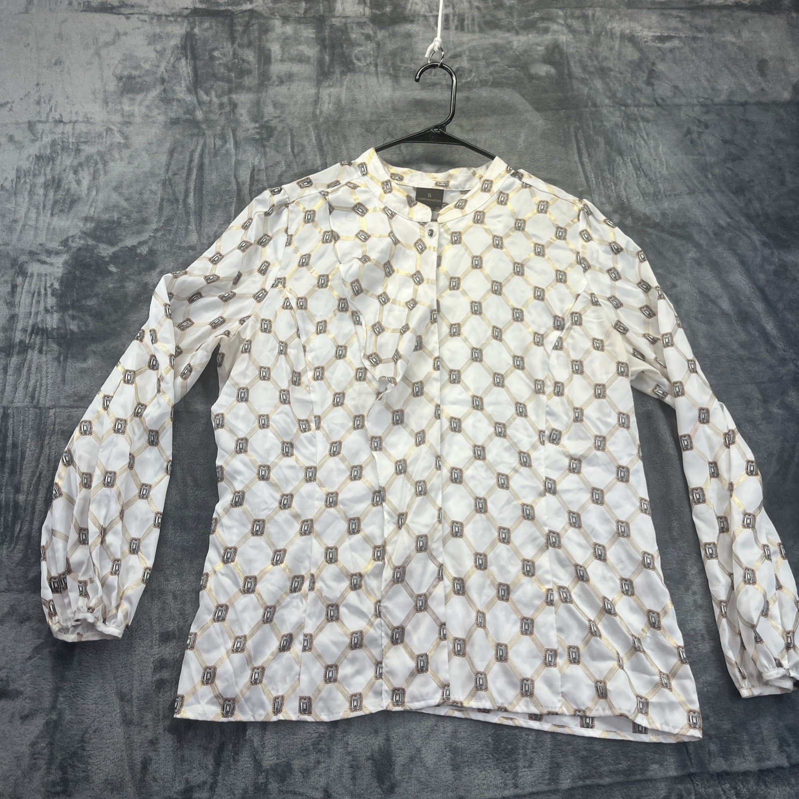 Worthington Womens Blouse XL White Button Up Diamond Pattern Ruffle Puff Sleeve
