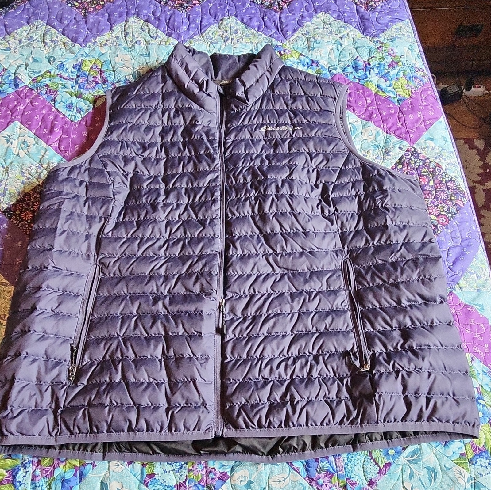 Eddie Bauer Women’s Purple Quilted Down Full Zip Vest Stand-Up Collar 2XL