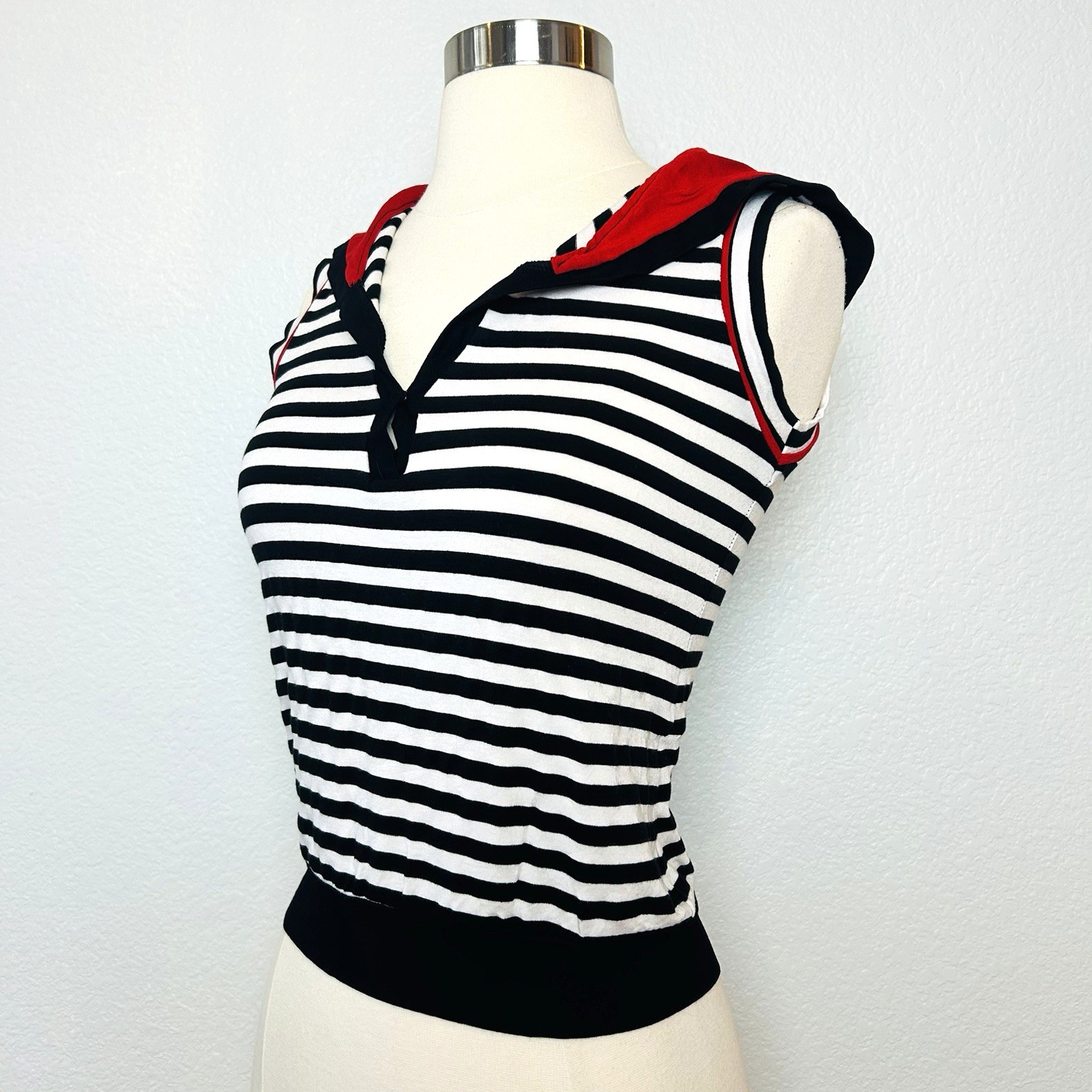 Gantana Paris Top Womens S White Red Black Striped Hooded Sleeveless Stretch