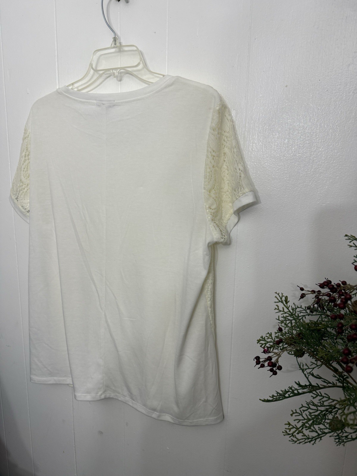 Isela XL White Lace Knit Top Short Sleeve NWOT