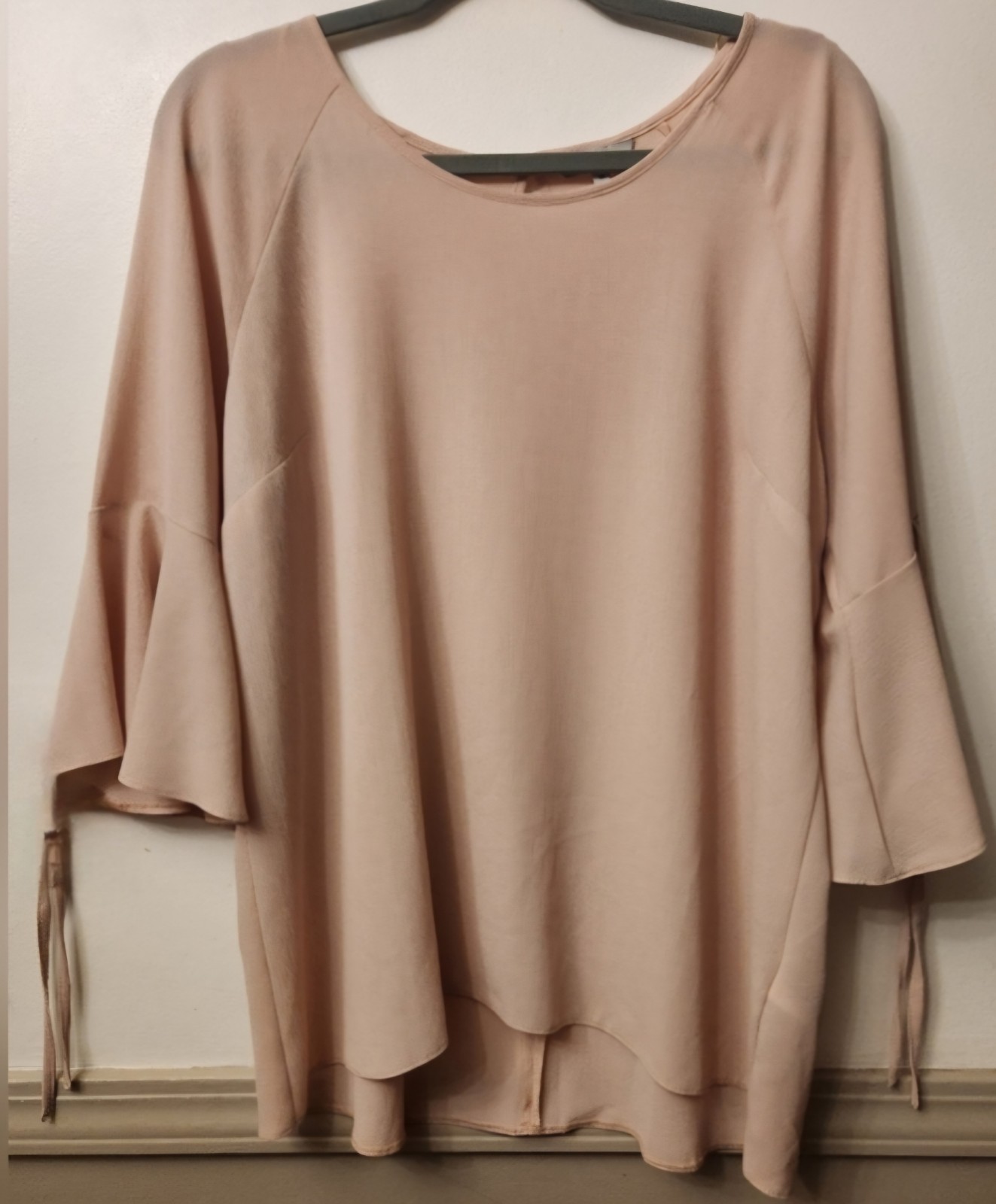 Women’s Blush Blouse With Bell Sleeves Size 18