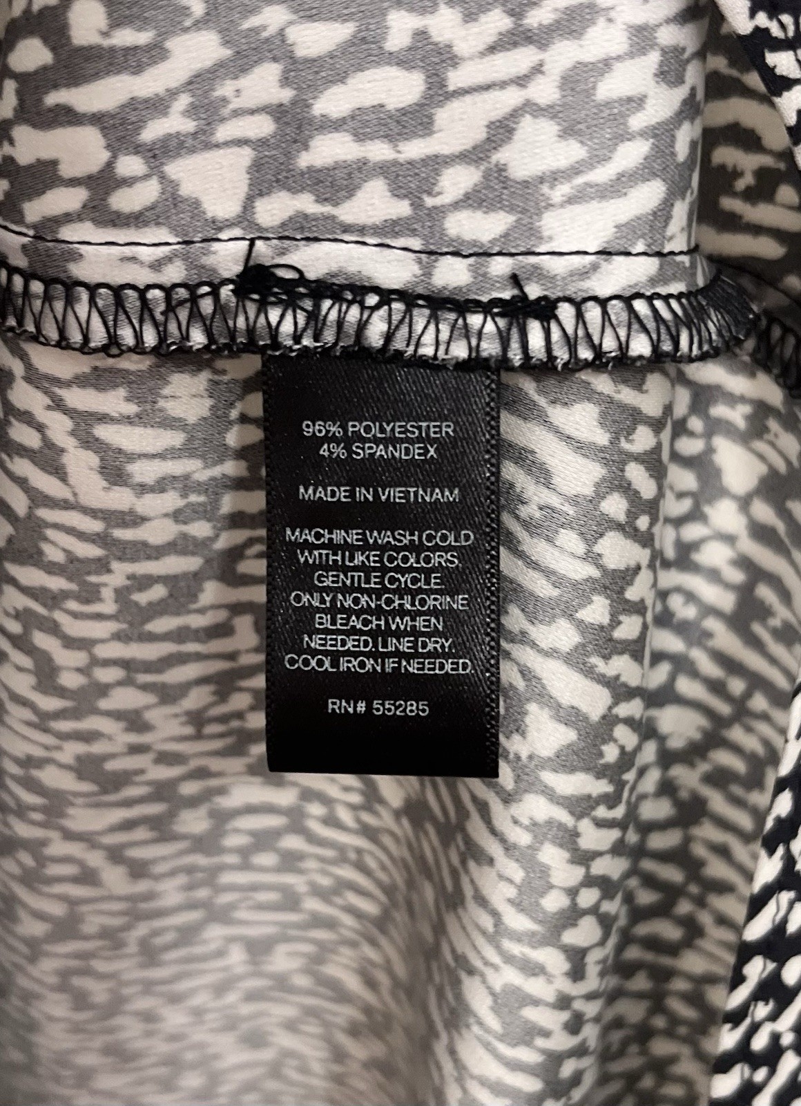 NWT Express Strappy Tank Top Women’s Size Small Black White Classic Summer