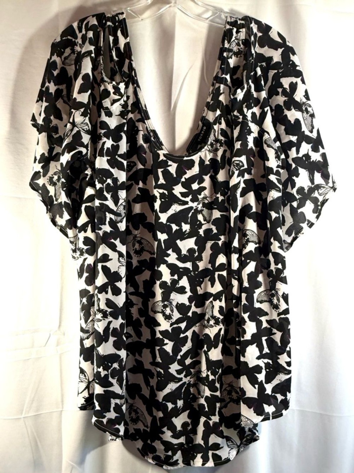 Torrid Black & Multi Colored Butterfly Cold Shoulder Blouse Size 3 (3X)