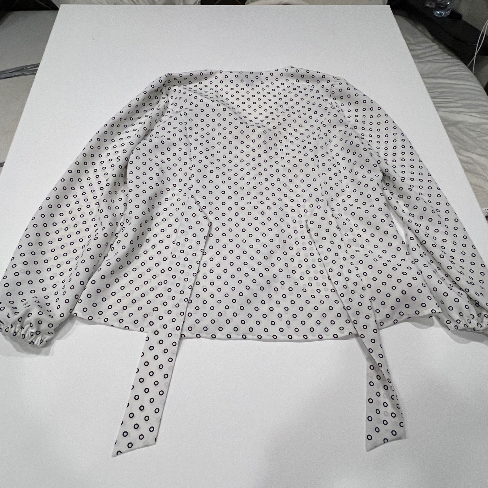 Alfani Blouse Women M Black White Circle Print Tie Waist Balloon Sleeve Mod