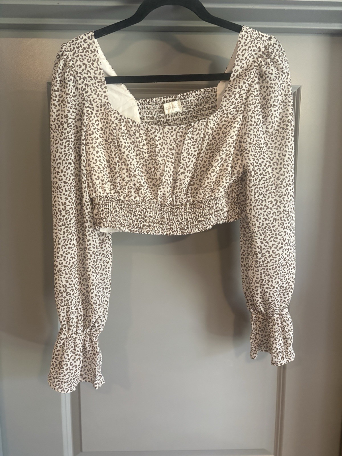 Women’s Long Sleeve Crop Top