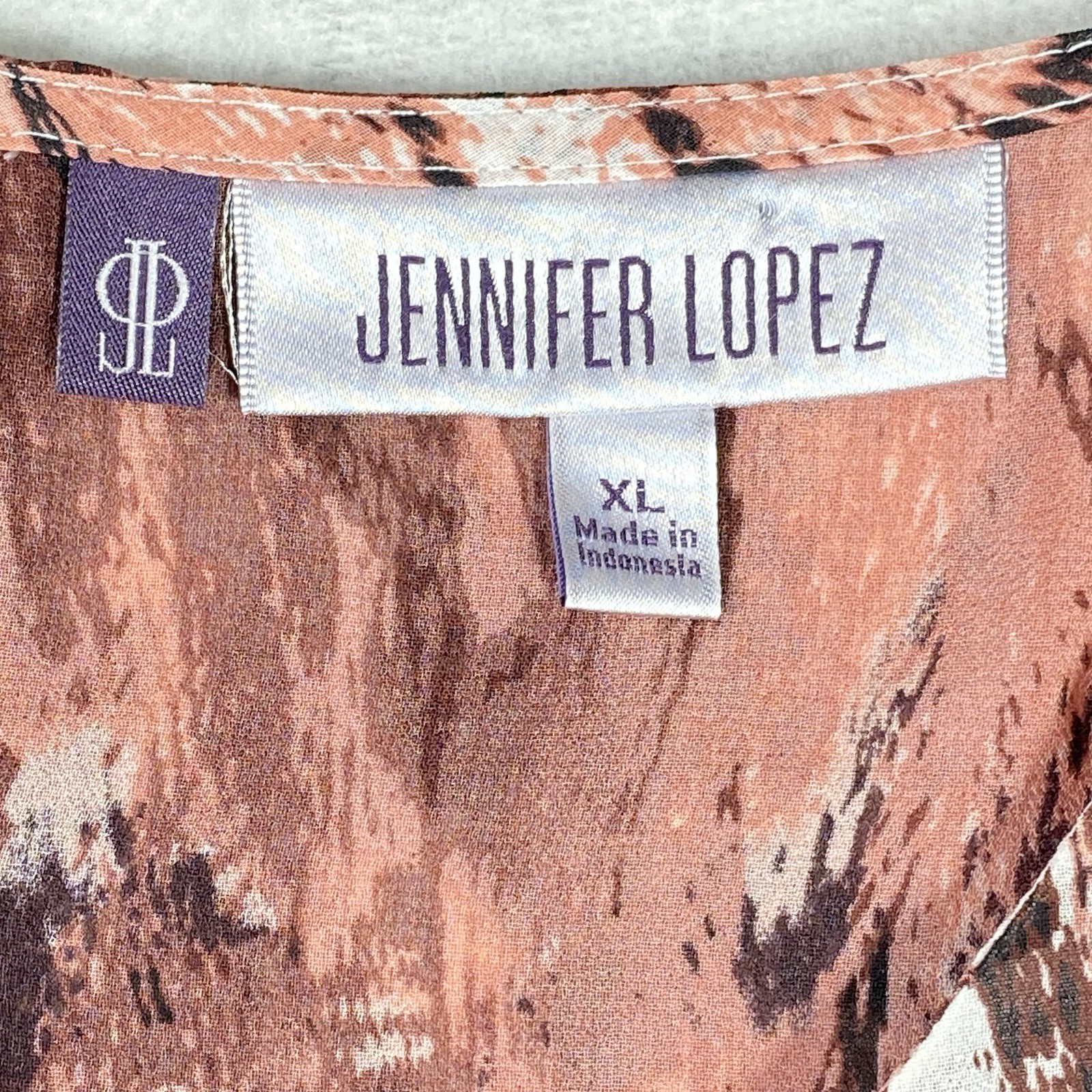Jennifer Lopez Abstract Animal Print Blouse Women’s XL 3/4 Sleeve Layered Flowy