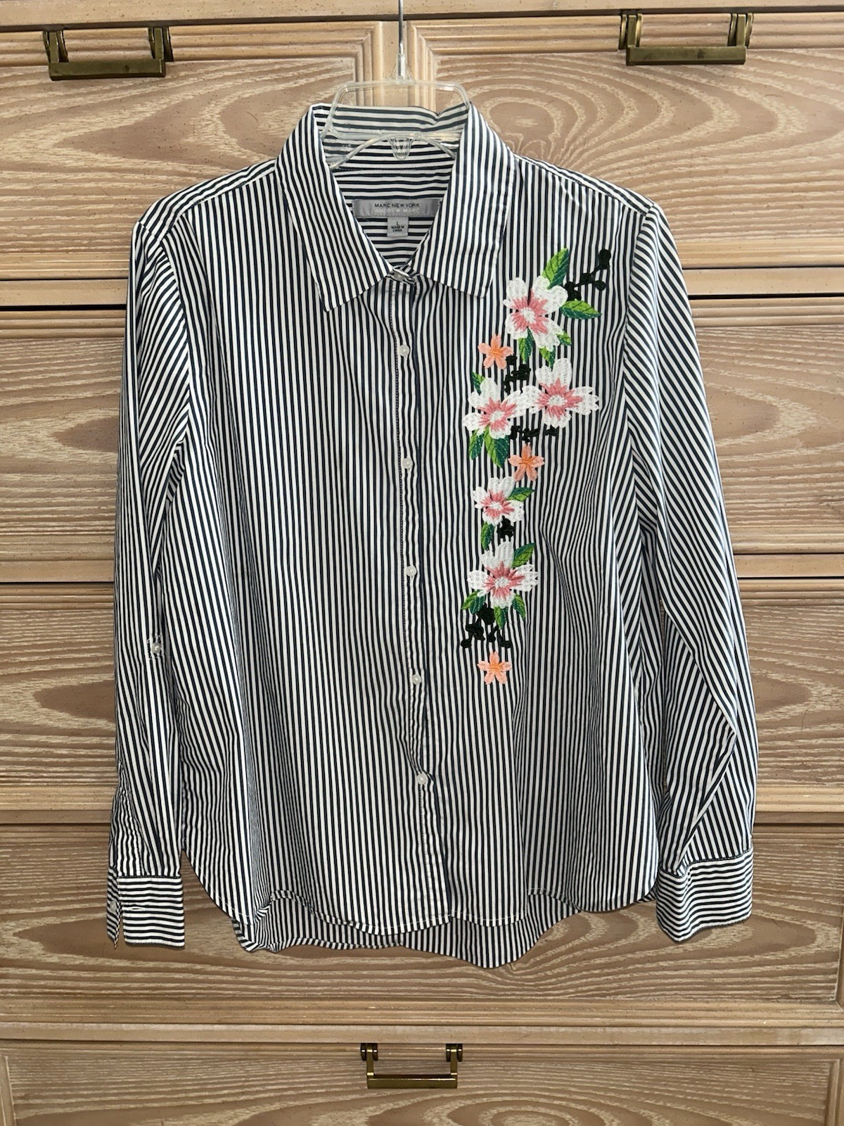 Marc New York Striped Floral Embroidery Blouse Long Sleeve Button Up Size Large