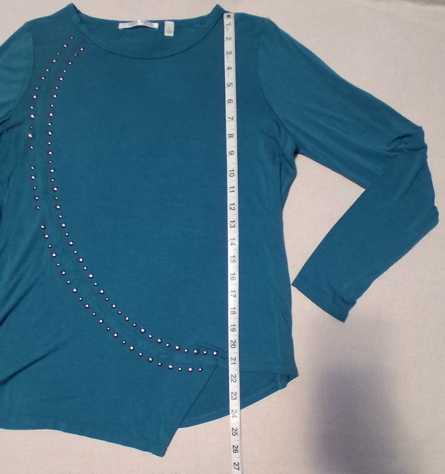 CYRUS Teal Tunic Size Large Asymmetrical Long Sleeve Studded Blouse Rayon
