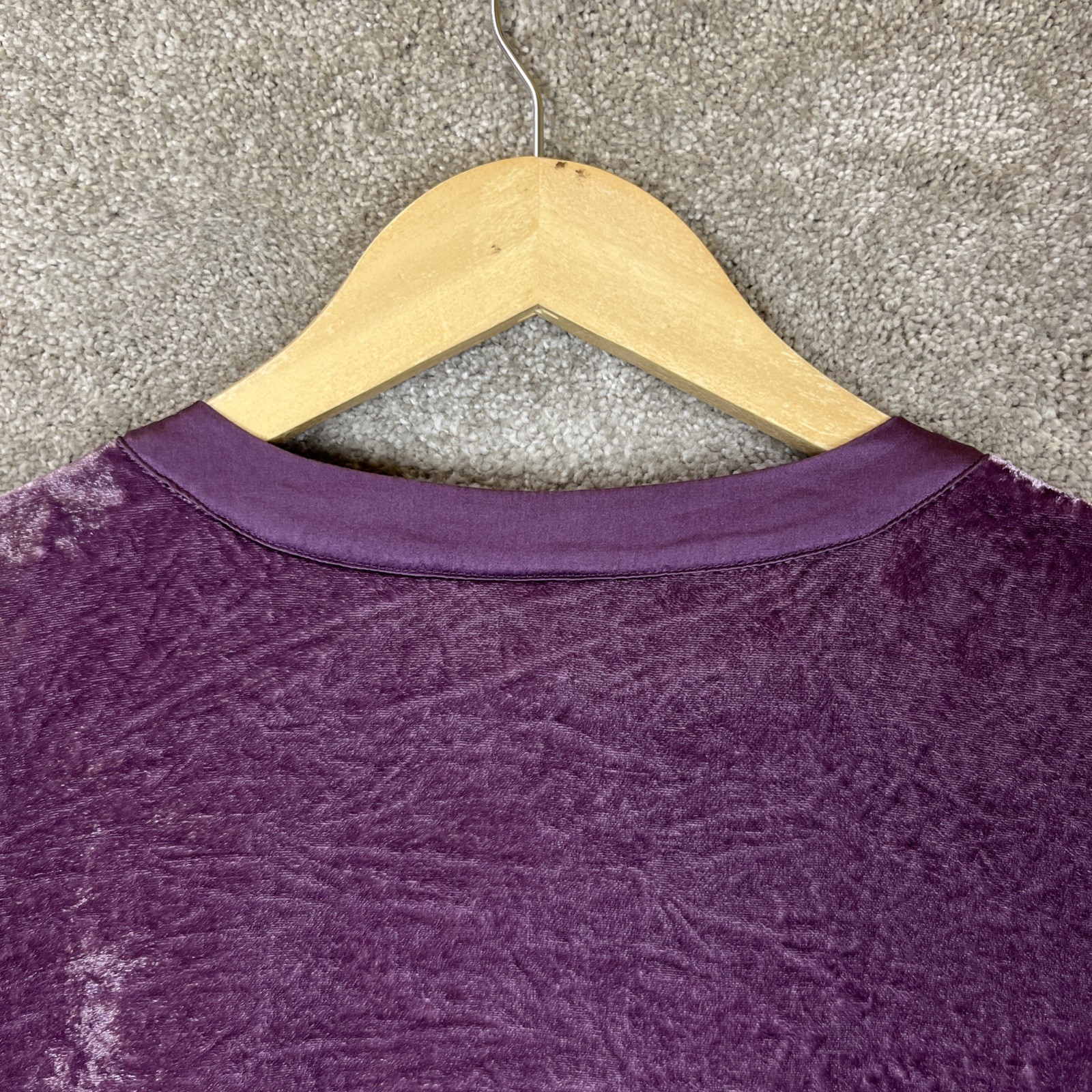 J Jill Blouse Womens Extra Large Purple Velvet Rayon Silk Beaded V Neck- 4775