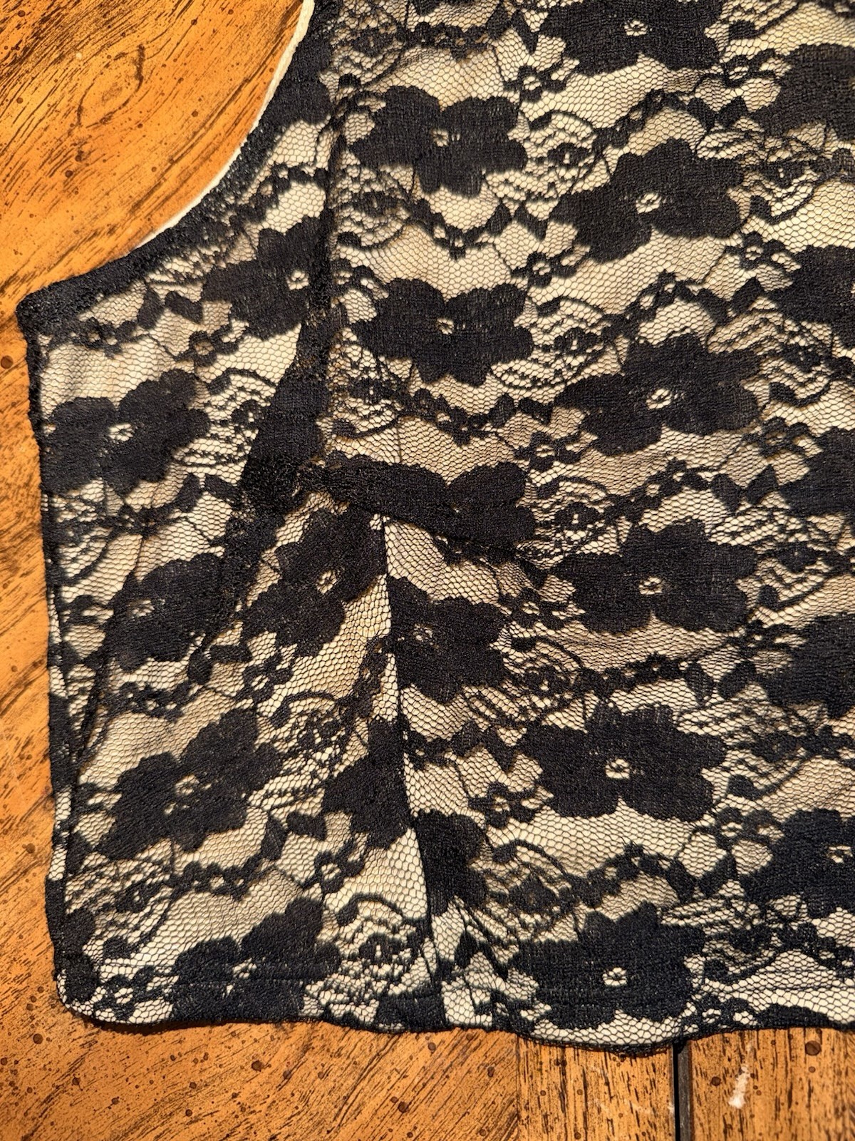 Charlotte Russe Women’s S Black/Beige Floral Lace Mock Neck Blouse