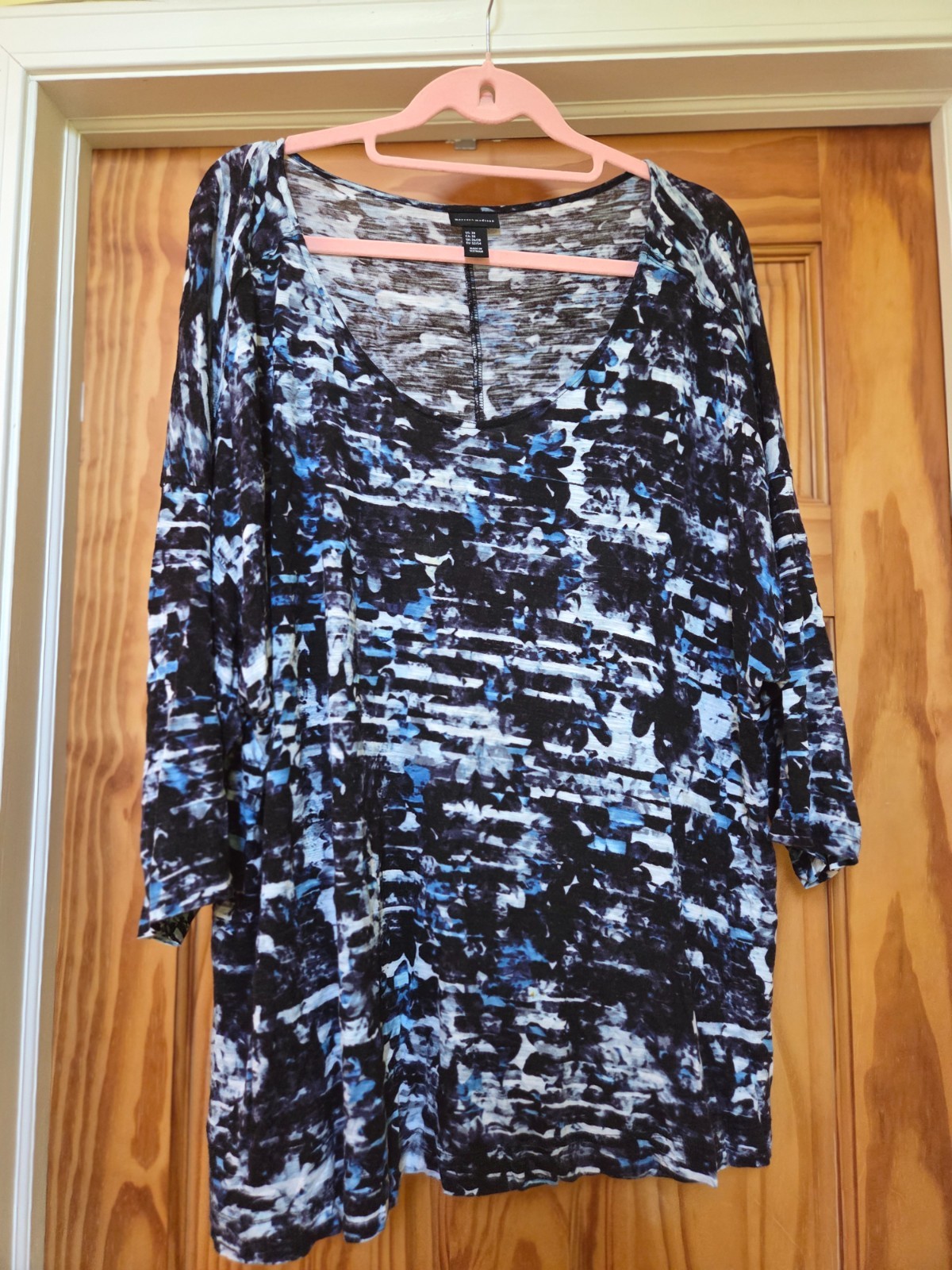 Plus Sized Multi-Colored 3/4 sleeve Top Blue/Black/White