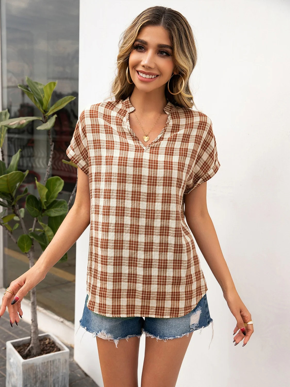 Women Plaid Notched Short Sleeve Blouse