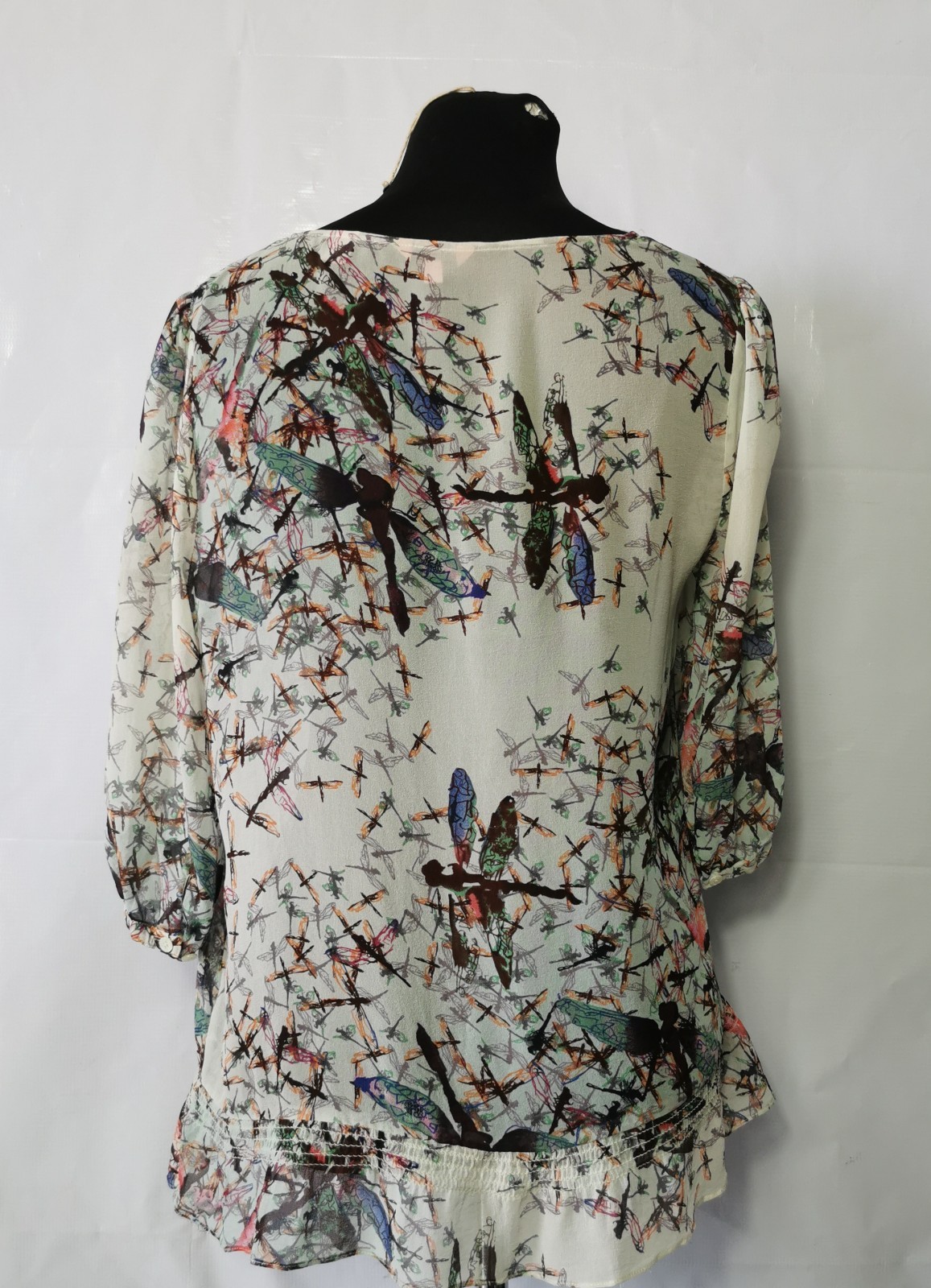 Ted Baker Silk Blouse. Vtg silk blouse. Chiffon. 100% silk. Size:M