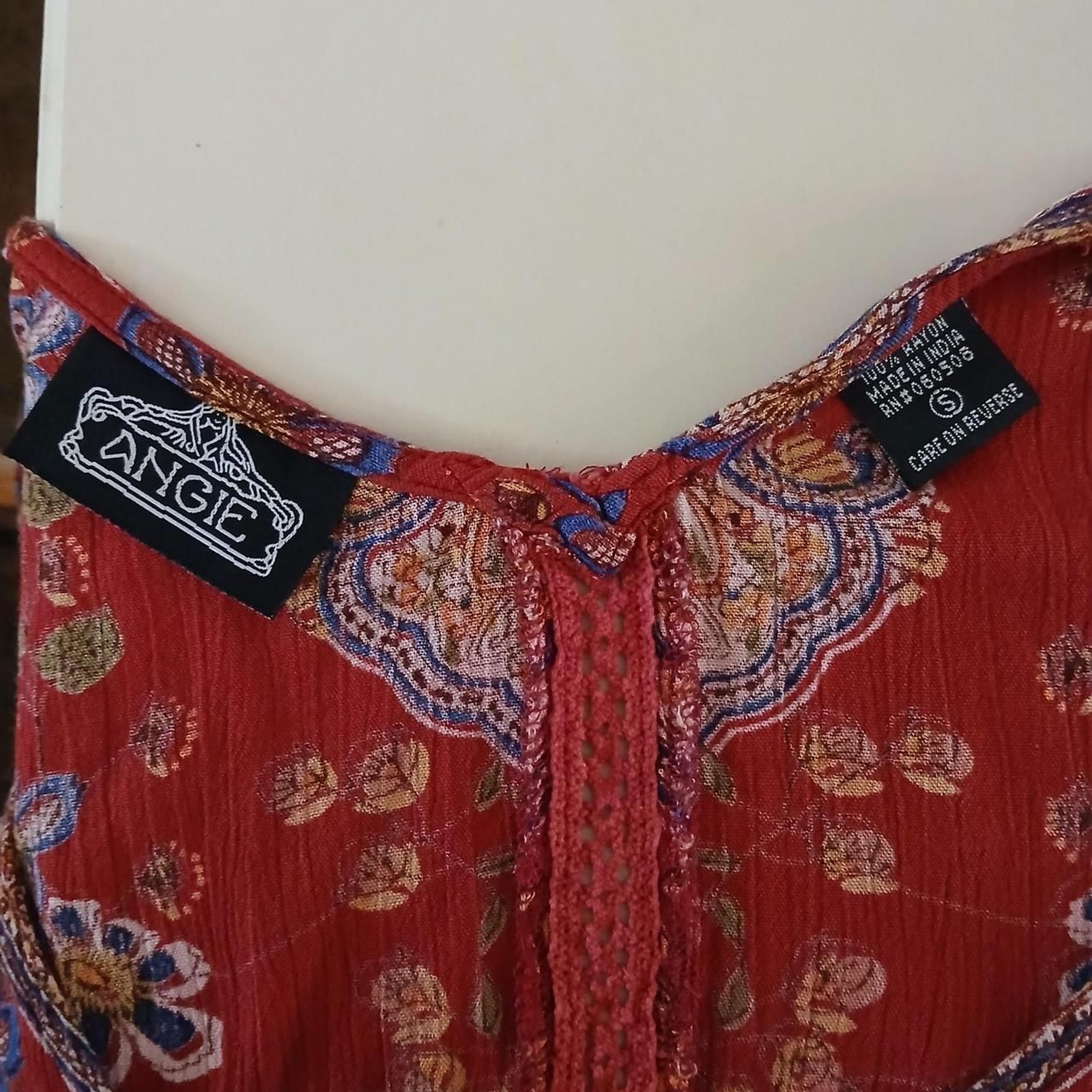 Angie Boho Red Floral Paisley Crochet Trim Sleeveless Blouse S Boho Festival