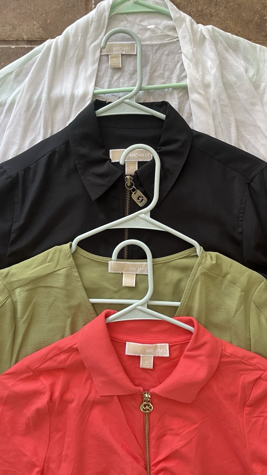 Lot x 4 MICHAEL KORS Gold Zip Coral Polo, Cardigan, Black Roll Tab Shirts Sz M