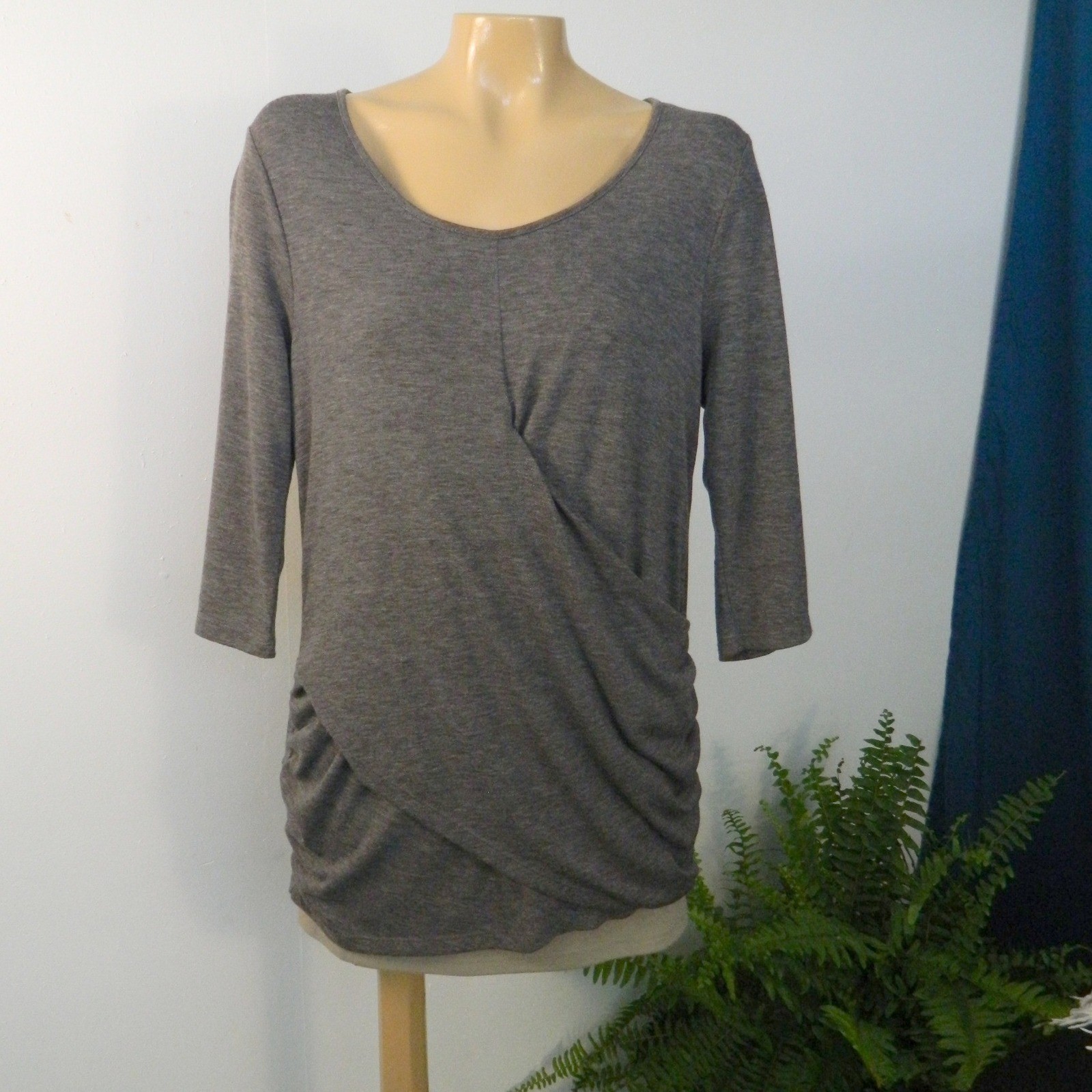 Ann Taylor Faux Wrap Top Women Large Grey Ruched 3/4 Sleeve Scoop Neck NWT