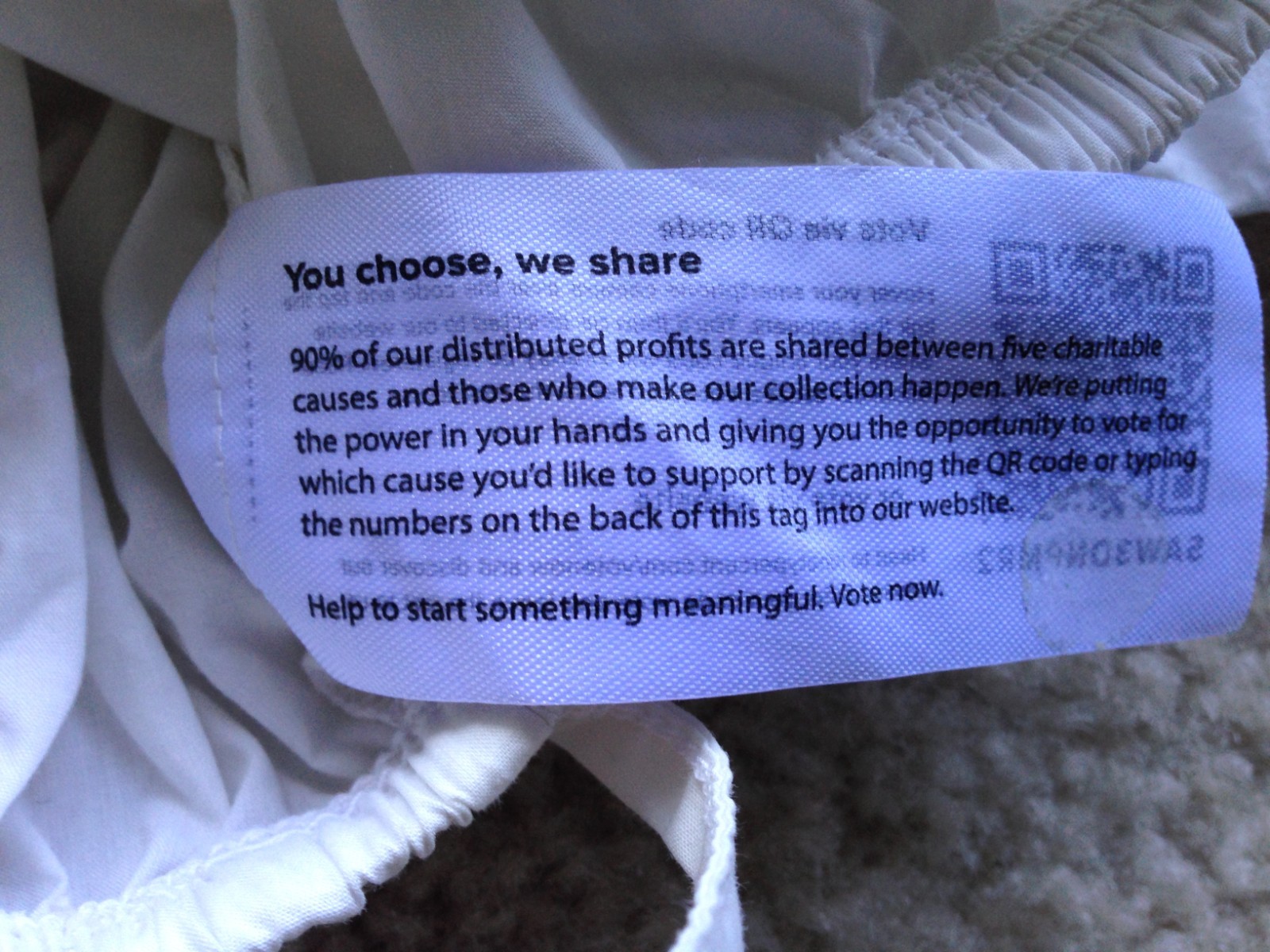 Ninety Percent cream cotton pouf bubble top cropped XS needs only a steam!