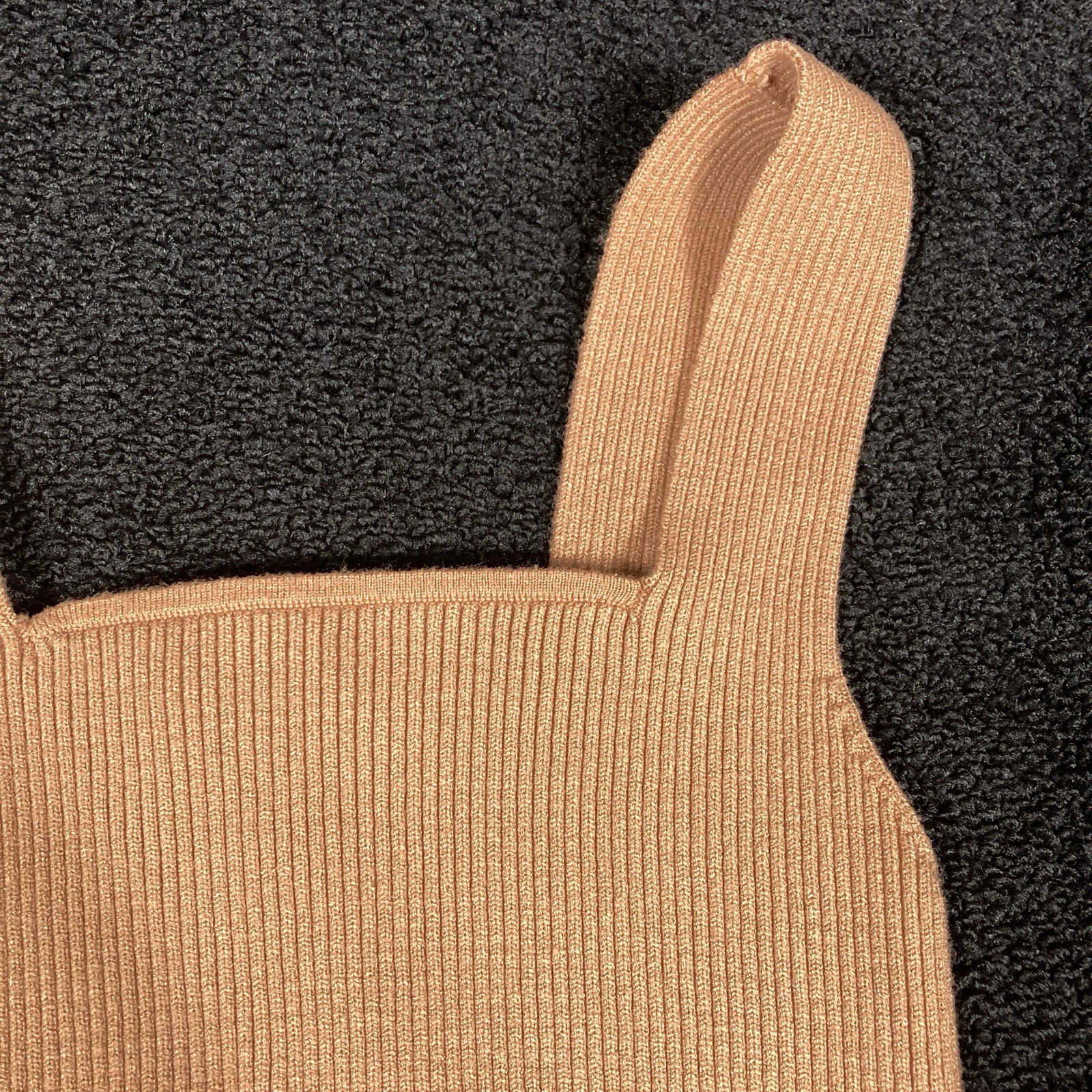 knit tank Sleeveless Crop Top Ribbed Medium Womens basics minimalist square neck