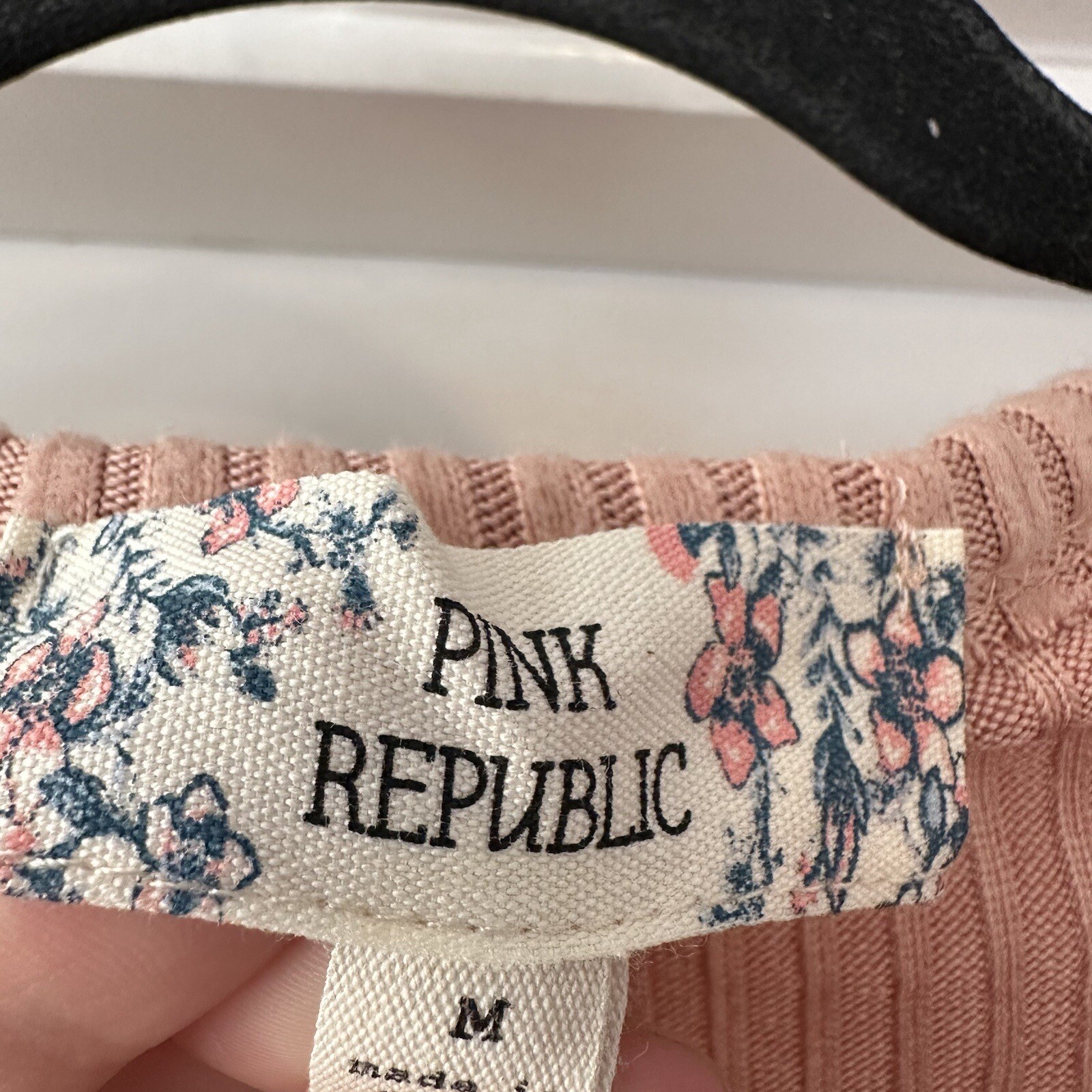 Pink Republic Shirt Womens M Medium Pink Long Sleeve Cropped Ruched Button Down