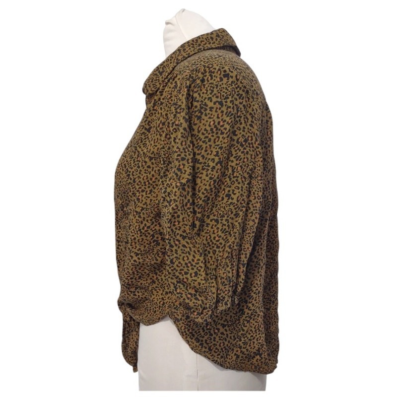 FREE PEOPLE Celia Leopard Print Blouse Size S Tie Front Casual Loose Streetwear